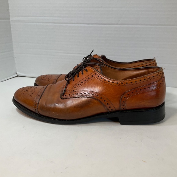 Allen Edmonds Sanford Men\'s Dress Shoes 9 D Brown Leather Cap Toe Medallion main image 9